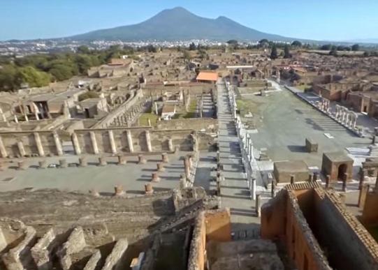 Pompei Center Life Atmosphere Exteriör bild
